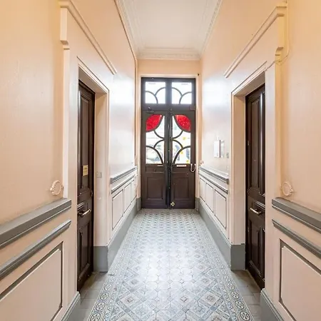 Apartamento Secteur Gare Et Gem: 2 Pieces - Fibre - Confort +