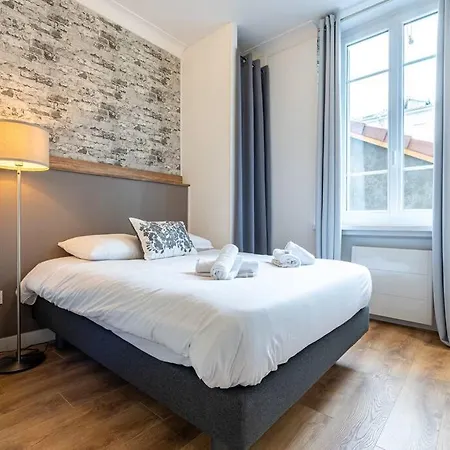 Apartamento Secteur Gare Et Gem: 2 Pieces - Fibre - Confort +